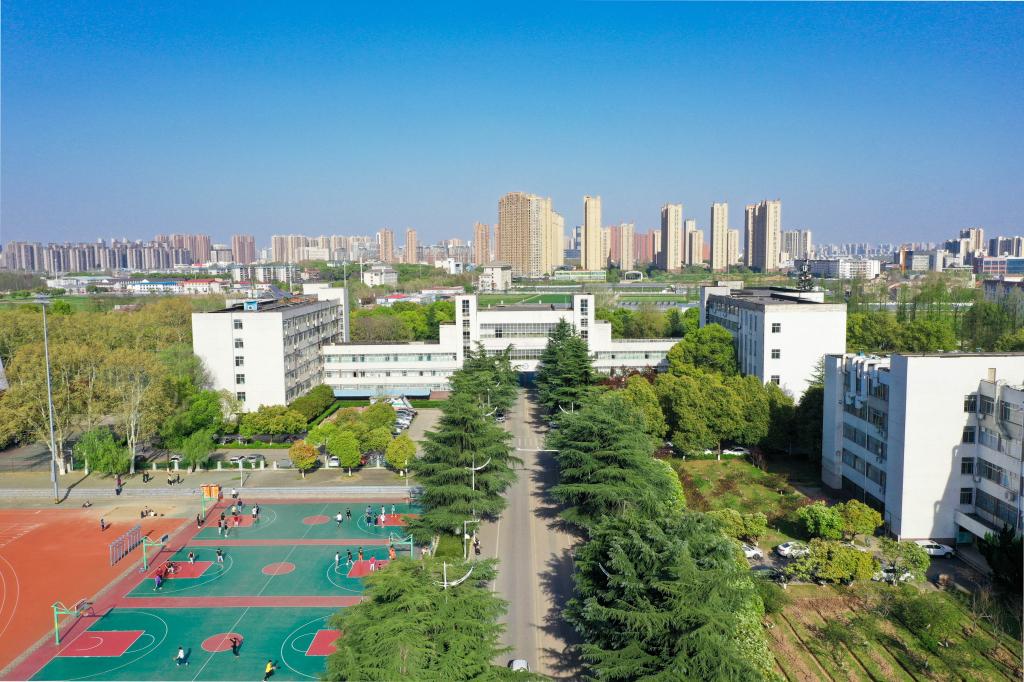 湖北工业大学航拍